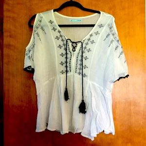 BOHO COLD SHOULDER TOP